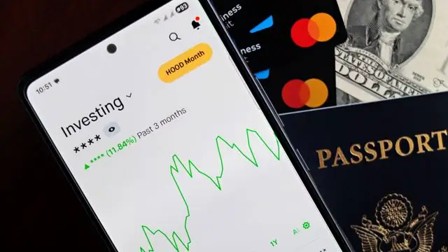 Meta Cred 900M Investment: WhatsApp Gets New Chief in Fintech Pivot