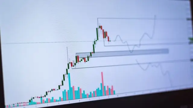 XRP Price Prediction 2026: Experts Target .80 as RLUSD Adoption Grows