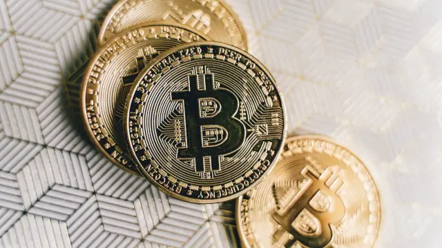 Strategy MSTR: Bitcoin Sales Fund $1.25B Stock Buyback in Major Turnaround