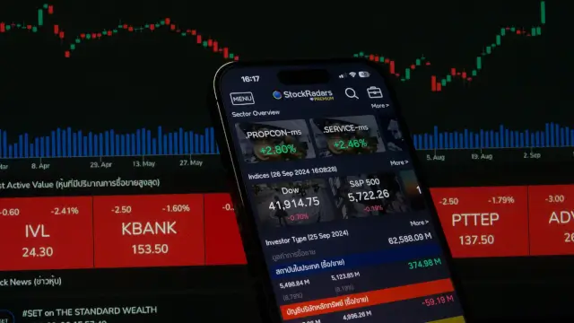 Japan, South Korea Chip Stocks Slide: SoftBank Falls Despite Earnings Beat