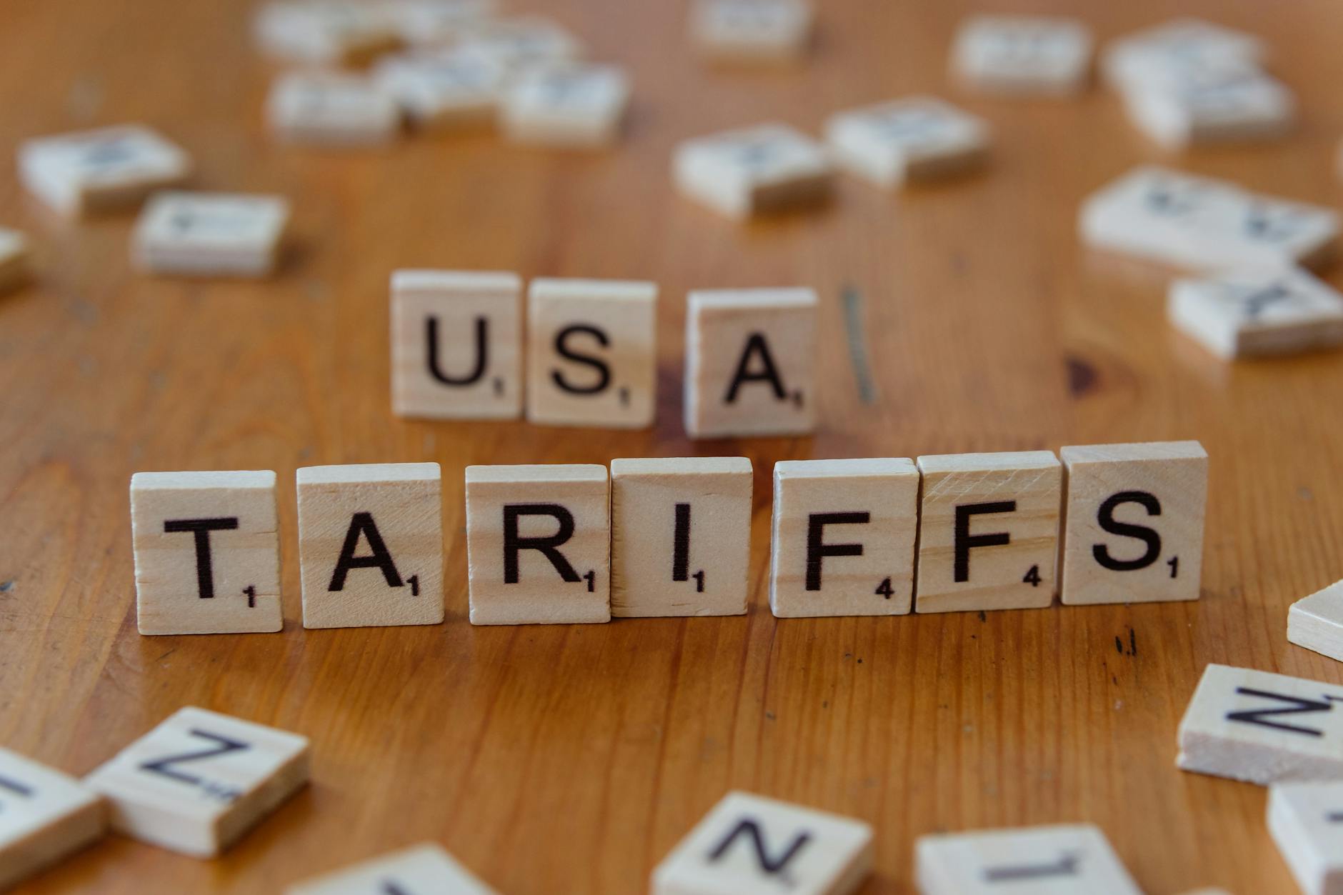 Trump Tariffs & Indian AI Stocks 2026: Which Tech Stocks Benefit From the US-China Trade War?