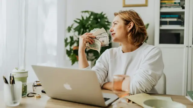 How to Make Money with AI in USA (Realistic Guide 2026)