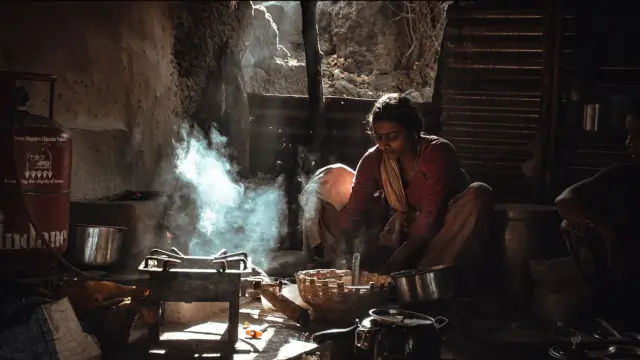 Ujjwala Yojana 3.0 West Bengal 2026: 11 Lakh Pending Applications, Free Gas and ₹300 Subsidy