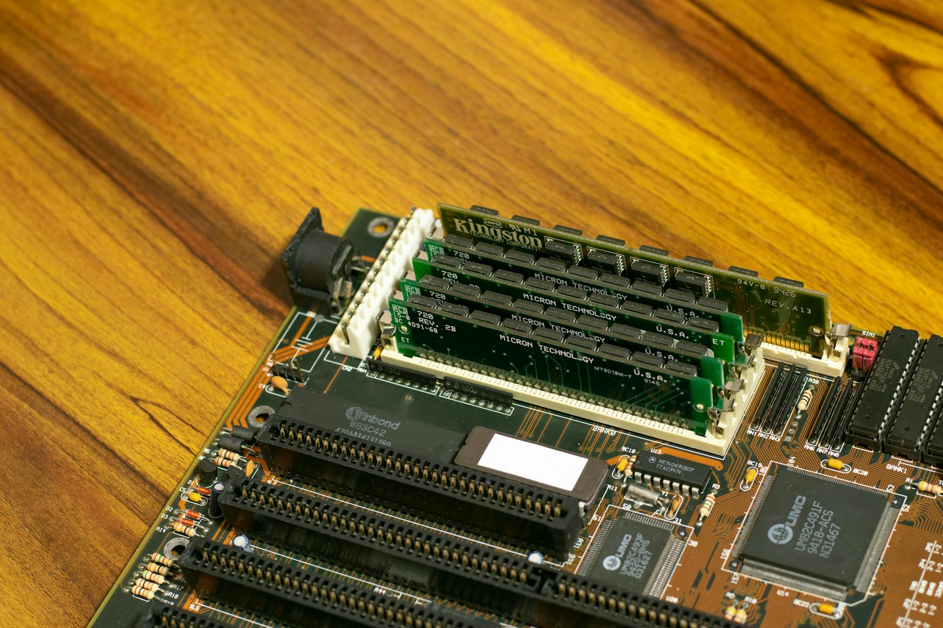 Micron Hits $1 Trillion: How AI Memory Chips Created a $3 Trillion Oligopoly