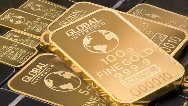 Gold Price Hits Record $5,100: Why JP Morgan, Deutsche Bank, and UBS All Say $6,000 Is Coming