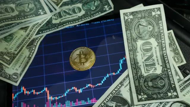 Bitcoin Crashes Below $70,000: $766M Liquidated as Mt. Gox Moves $739M and Strategy Sells BTC